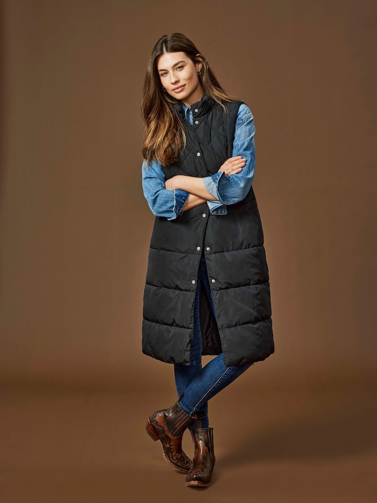 ONLY Black Longline Quilted Gilet - Image 1 of 5