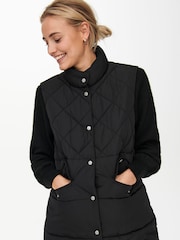 ONLY Black Longline Quilted Gilet - Image 4 of 5