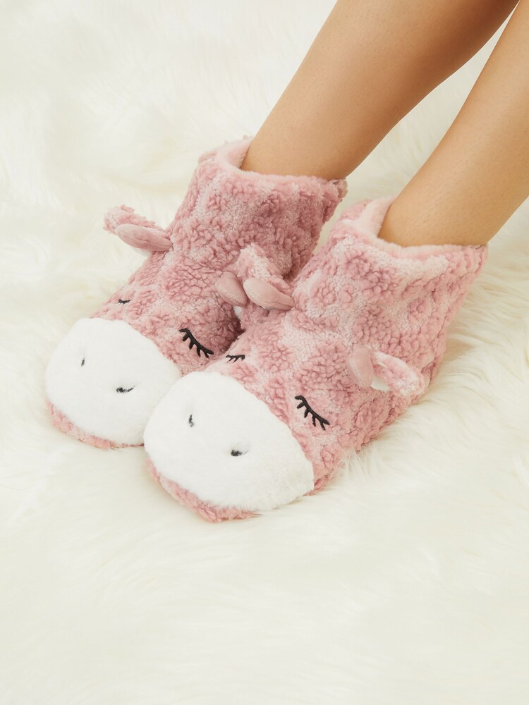 Lipsy Girl Pink Novelty Giraffe Slippers - Image 2 of 4