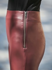 Sosandar Red Leather Look Seam Detail Premium Leggings - Image 4 of 5