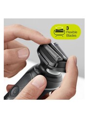 Braun Series 5 50W4650cs Mens Electric Shaver with Charging Stand - Image 2 of 5