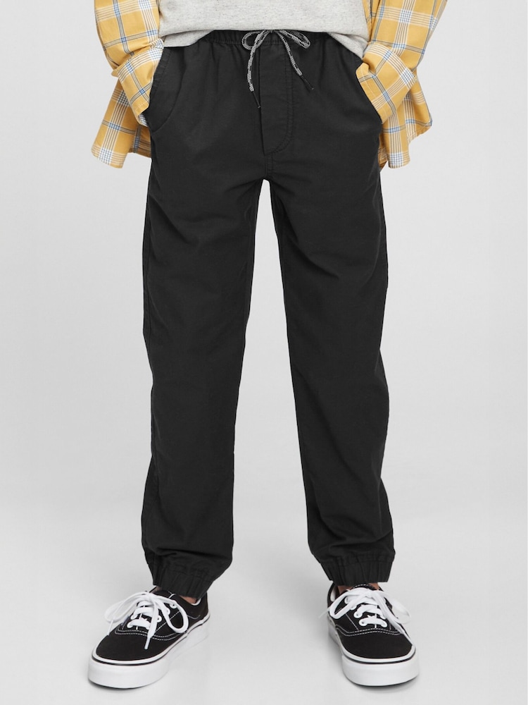Gap Black Kids Everyday Joggers with Washwell (4-13yrs) - Image 1 of 3 Gap Black Kids Everyday Joggers with Washwell (4-13yrs) - Image 1 of 3