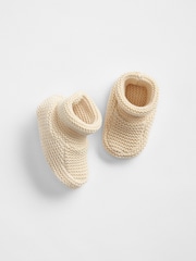 Бежевый - Gap Brannan Bear Soft Cotton Knit Bootie Baby Shoes (Newborn-12mths) - Изображение 1 из 1