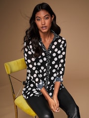 Lipsy Black/White Spot Petite Collared Button Through Shirt - Image 2 of 4