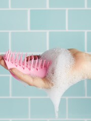 Tangle Teezer The Scalp Exfoliator & Massager - Image 5 of 5