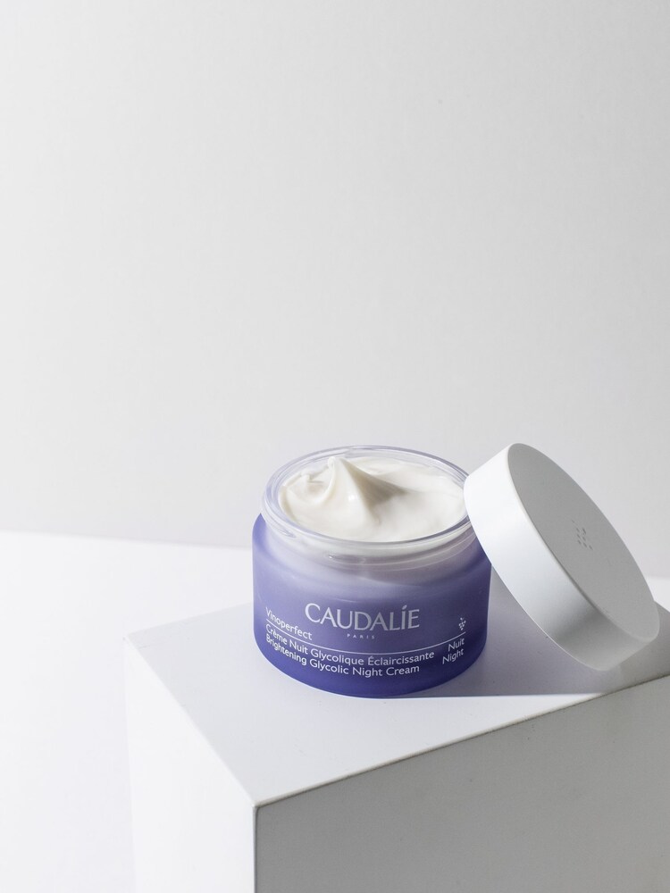 Caudalie Vinoperfect Dark Spot Correcting Glycolic Night Cream 50ml - Image 2 of 4