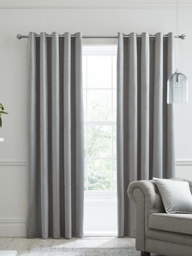 Laurence Llewelyn-Bowen Montrose Velvet Blackout Thermal Eyelet Curtains - 圖片 1，共 3