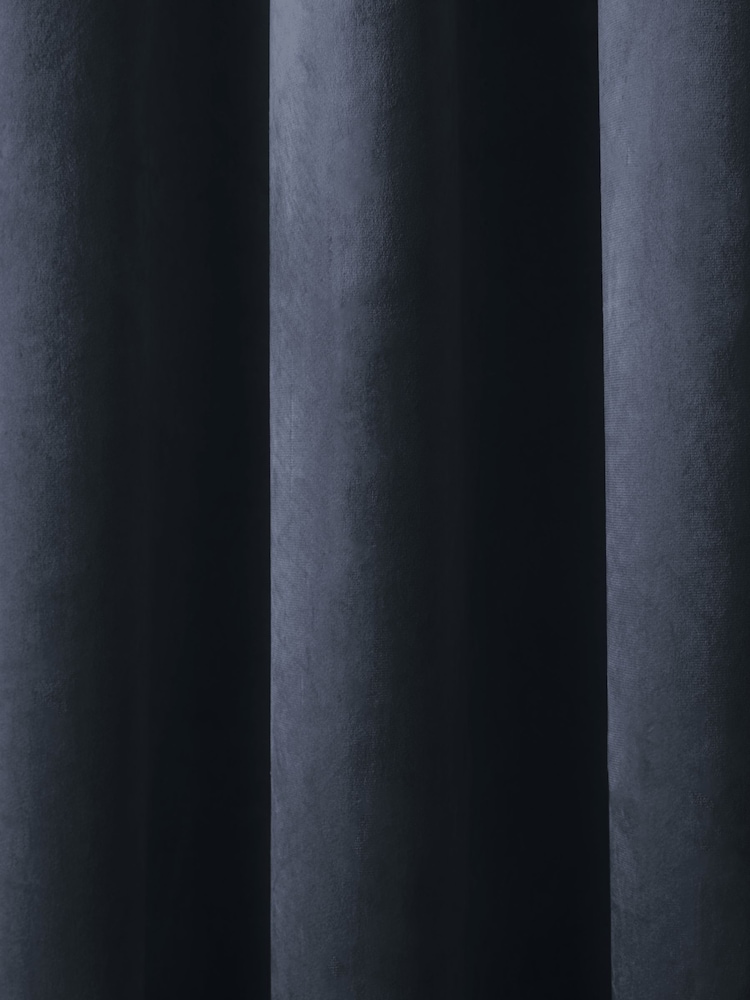 Laurence Llewelyn-Bowen Montrose Velvet Blackout Thermal Eyelet Curtains - 圖片 3，共 3