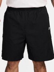 Negro - Pantalón corto tipo cargo de polar de algodón 100 % Club de Nike - Imagen 17 de 27