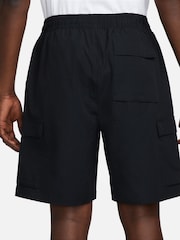 Negro - Pantalón corto tipo cargo de polar de algodón 100 % Club de Nike - Imagen 2 de 27