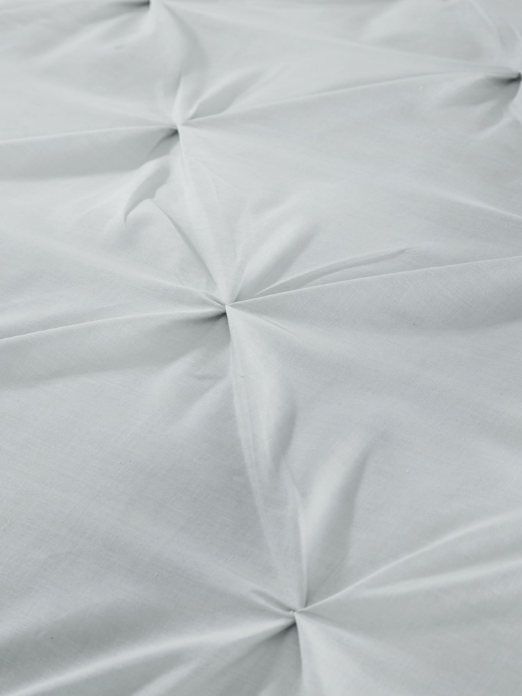 Serene Lara Duvet Cover And Pillowcase Set - Image 3 of 3