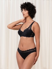 Triumph Amourette 300 Wired Half Padded Bra - Image 2 of 7