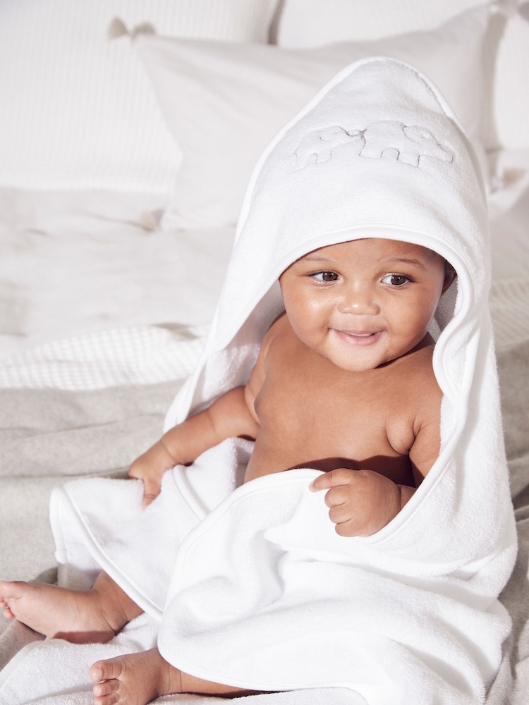 The White Company 100% Cotton Elephant Hooded Towel - Image 2 of 4