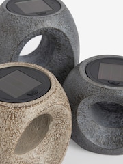 Set of 3 Natural Solar Light Standing Stone Sculptures - Image 4 of 4