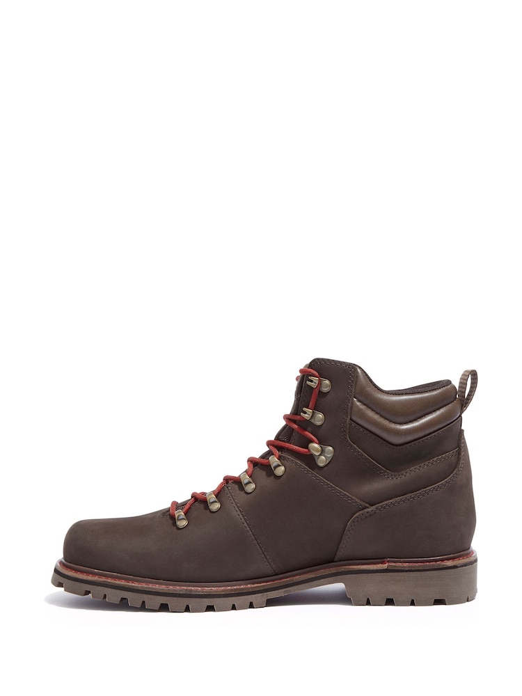 Tog 24 Brown Outback Walking Boots - Image 1 of 6 Tog 24 Brown Outback Walking Boots - Image 1 of 6