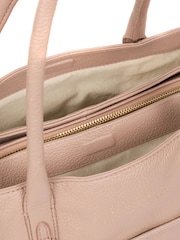 Rosa rubor - Bolso de mano de cuero Chatham de Pure Luxuries London - Imagen 6 de 6