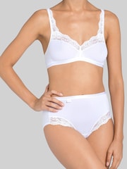 Sloggi White Romance Non Wired Bralette - Image 3 of 4