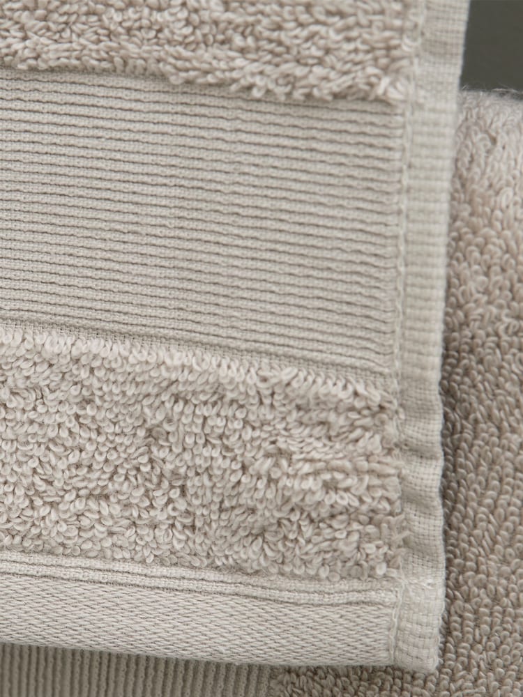 Catherine Lansfield 6 Piece Natural Anti-Bacterial Towel Bale - Image 2 of 5
