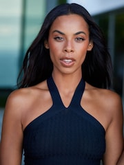 Rochelle, Schwarz - Kleid mit Zierausschnitt und Neckholder - Bild 5 von 8