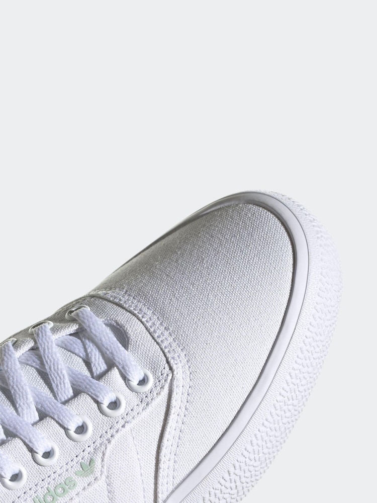 adidas Originals White 3MC Trainers - Image 7 of 7