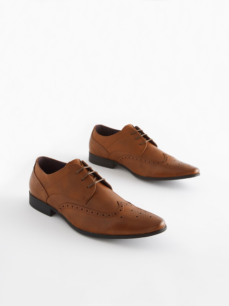 Rjava - Brogue čevlji - Slika 1 iz 6 Rjava - Brogue čevlji - Slika 1 iz 6