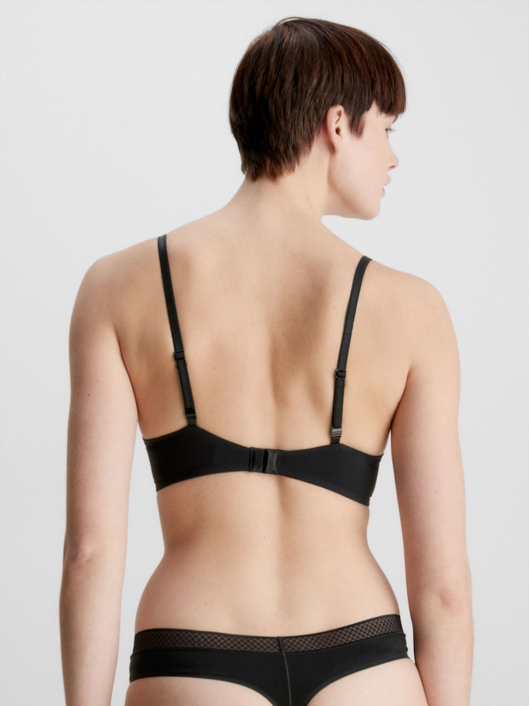 Zwart - Calvin Klein - Verleidelijke comfortabel licht liftende demi-beha - Image 2 of 5