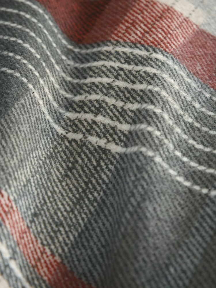 Appletree Connolly karirast; s karirastim vzorcem Brushed 100% Cotton prešito pregrinjalo in Pillowcase Set - Slika 2 iz 4