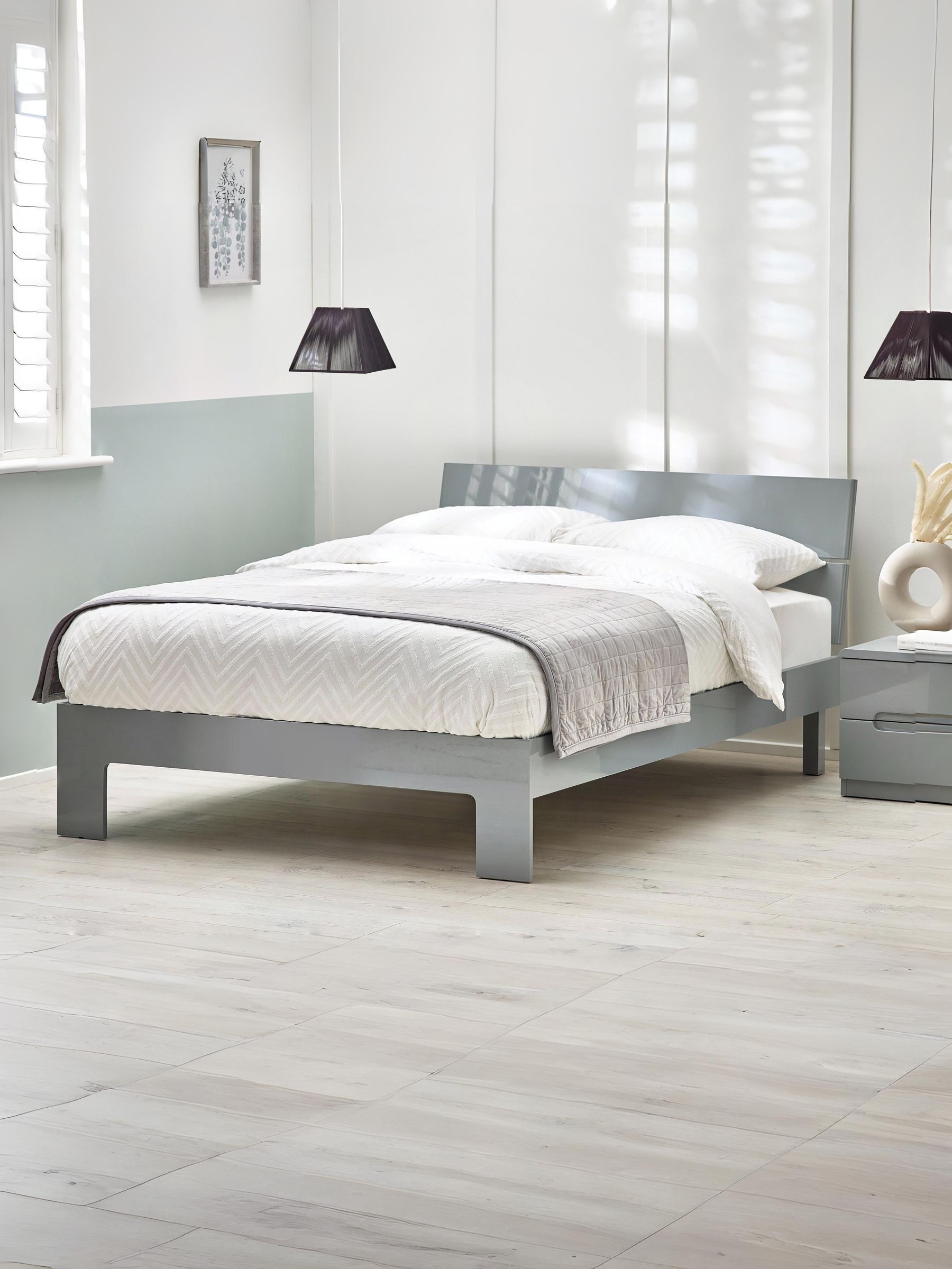 Julian Bowen Manhattan King Size Bed - Grey - Grey Gloss - Image 5