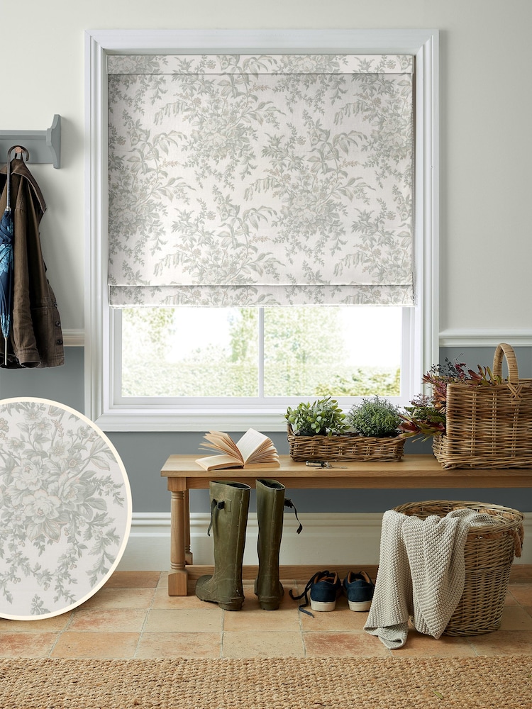 Laura Ashley Green Picardie Made To Measure Roman Blind - Image 1 of 7