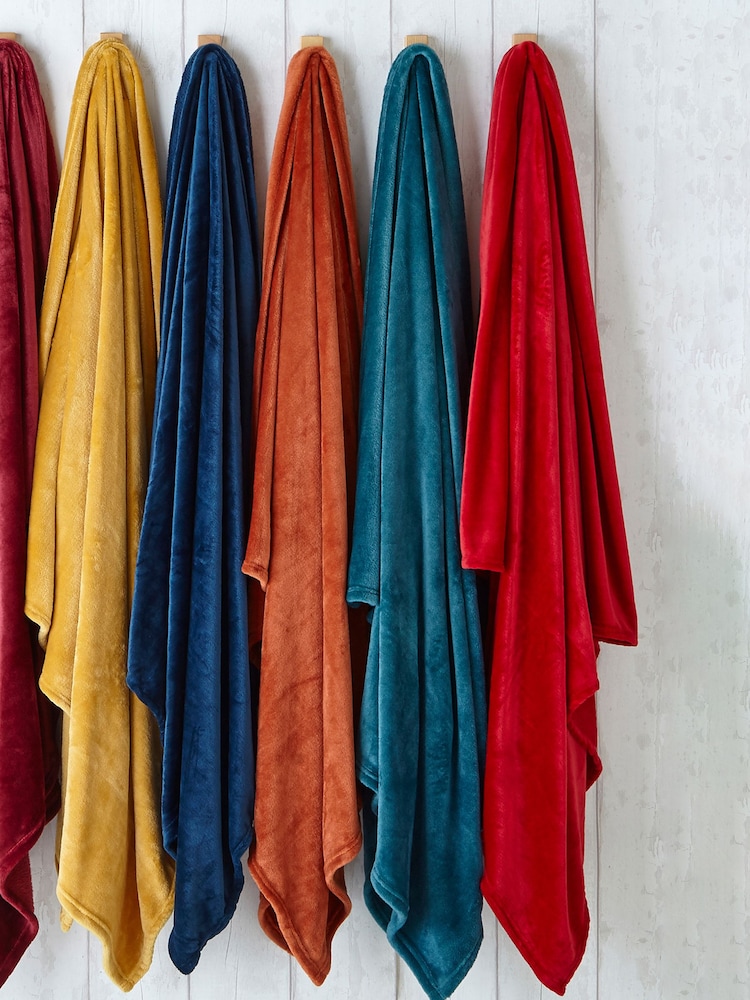 furn. Red Harlow Throw - Image 2 of 5