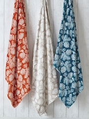 furn. Natural Irwin Throw - Image 2 of 4