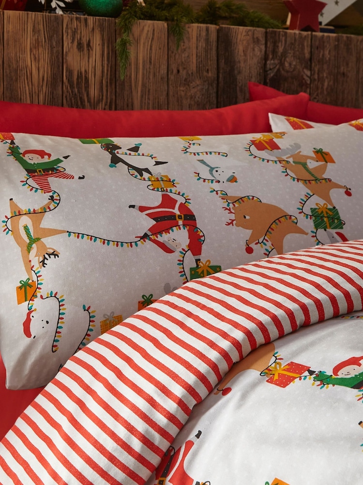 furn. White Santa's Workshop Reversible Christmas Duvet Cover and Pillowcase Set - Image 2 of 3