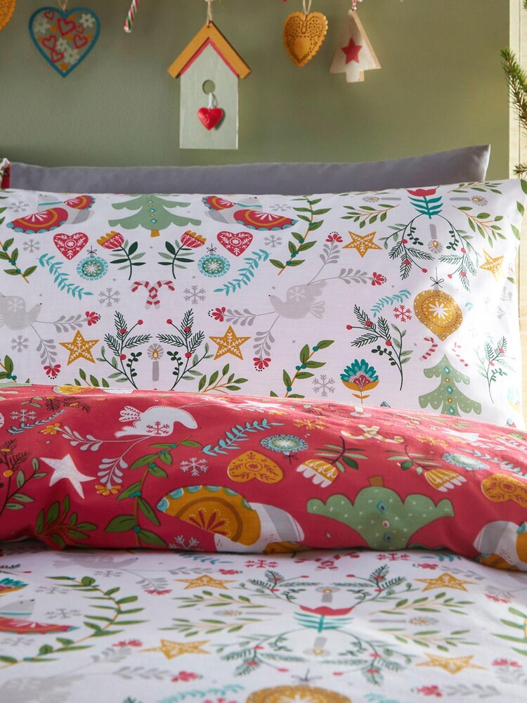 furn. White Scandi Festive Christmas Reversible Duvet Cover and Pillowcase Set - Image 2 of 3