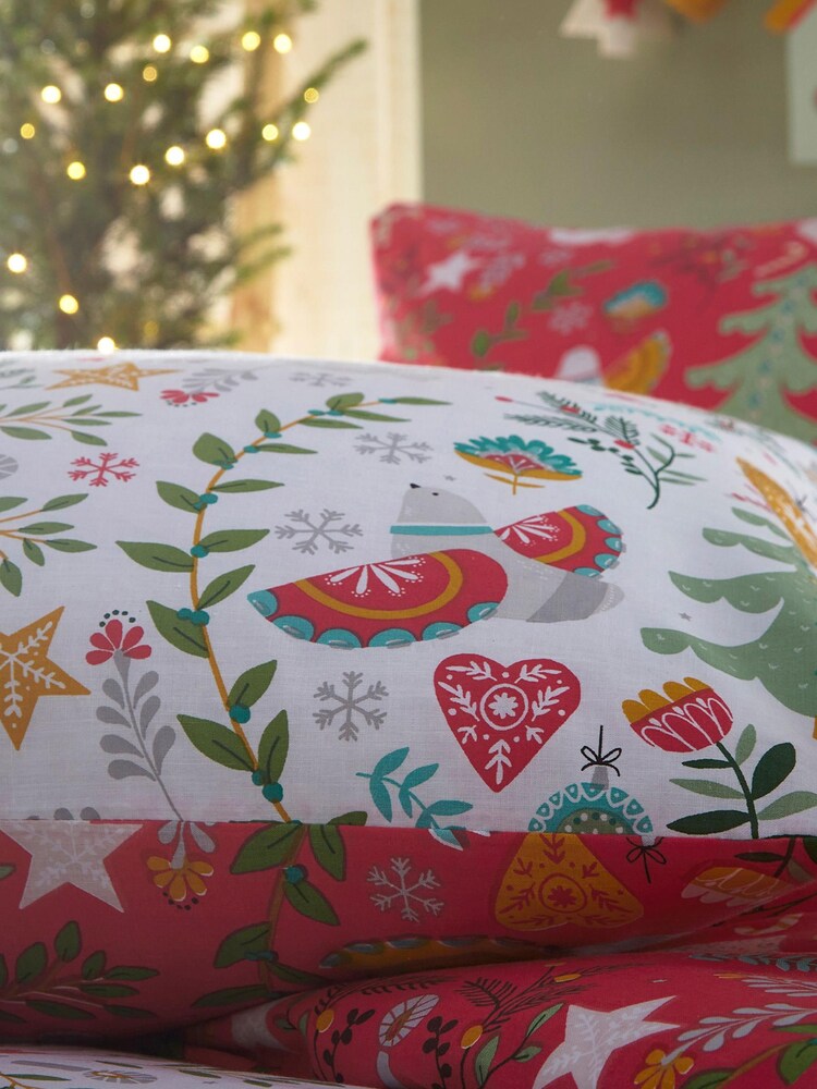 furn. White Scandi Festive Christmas Reversible Duvet Cover and Pillowcase Set - Image 3 of 3