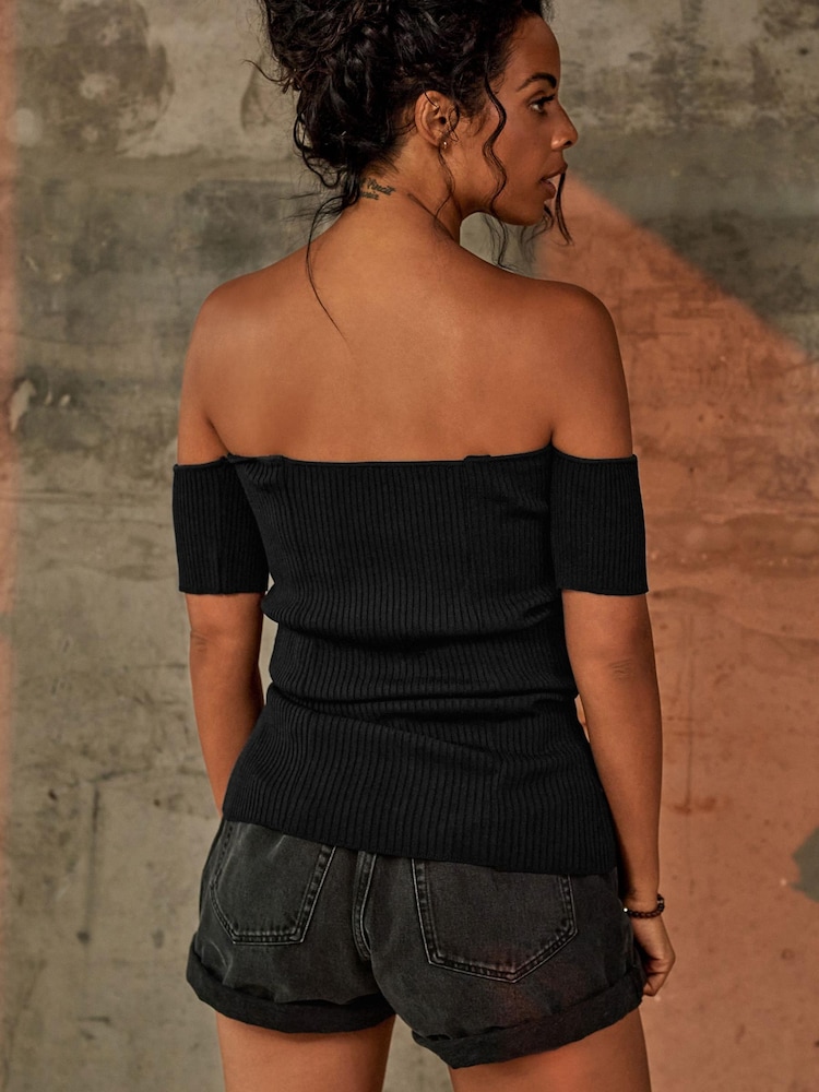 Rochelle Washed Black Denim Mom Shorts - Image 2 of 3