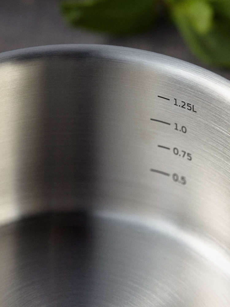 Stellar Silver Eclipse Saucepan 16cm - Image 2 of 4