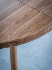 Gallery Home Natural Virginia Round 6 Seater Extending Dining Table - Image 3 of 5