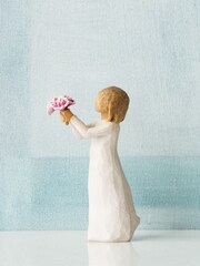 Willow Tree Cream Thank You Figurine - Image 2 of 4