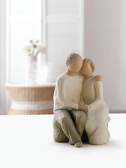 Willow Tree Cream Anniversary Figurine - Image 3 of 4