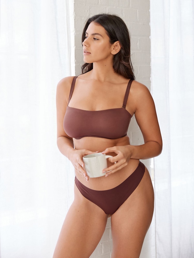 Chocolate Brown DD+ Non Pad Minimise Strapless Bandeau Bra - Image 2 of 5 Chocolate Brown DD+ Non Pad Minimise Strapless Bandeau Bra - Image 2 of 5