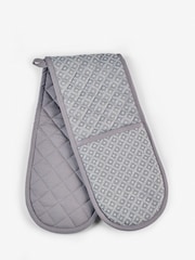 Grey/White Geo Kitchen Oven Gloves - Image 3 of 3