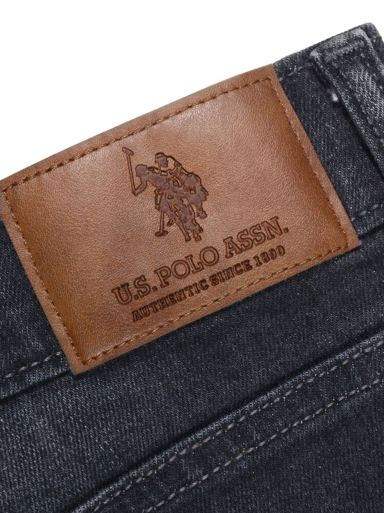 رمادي غسل - U.S. Polo Assn. جينز دنيم رجالي بتلبيس رشيق 5 جيوب - صورة 8 من 8 رمادي غسل - U.S. Polo Assn. جينز دنيم رجالي بتلبيس رشيق 5 جيوب - صورة 8 من 8