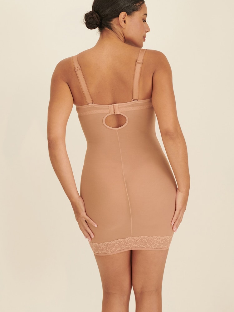 Caramel-nude - Kanten slipdress met cups en sterke buikcorrectie - Image 3 of 6