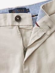 Bone Neutral Loose Stretch Chino Shorts - Image 8 of 10