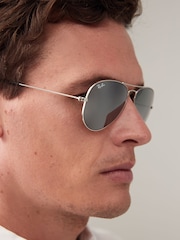 Ray-Ban Medium Sunglasses - Image 2 of 14