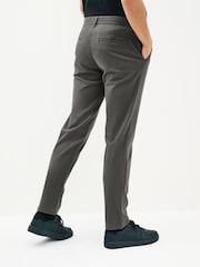 Dunkelgrau - reguläre Passform mit schmal zulaufendem Bein - Stretch-Chinohose - Image 3 of 8