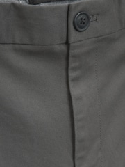Dunkelgrau - reguläre Passform mit schmal zulaufendem Bein - Stretch-Chinohose - Image 7 of 8