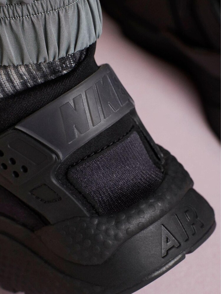 Nike Air Black Huarache Trainers - Image 11 of 11