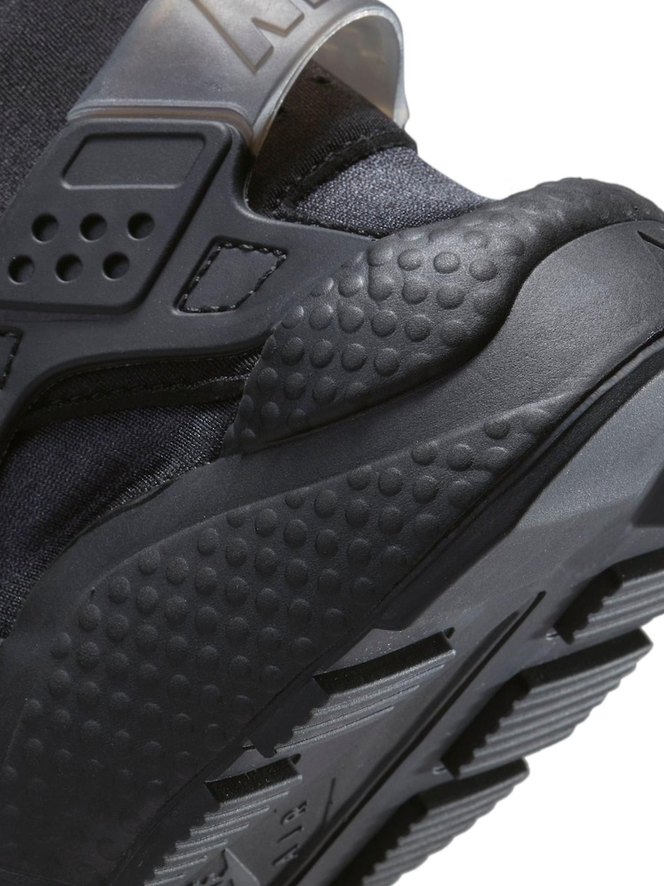 Nike Air Black Huarache Trainers - Image 8 of 11