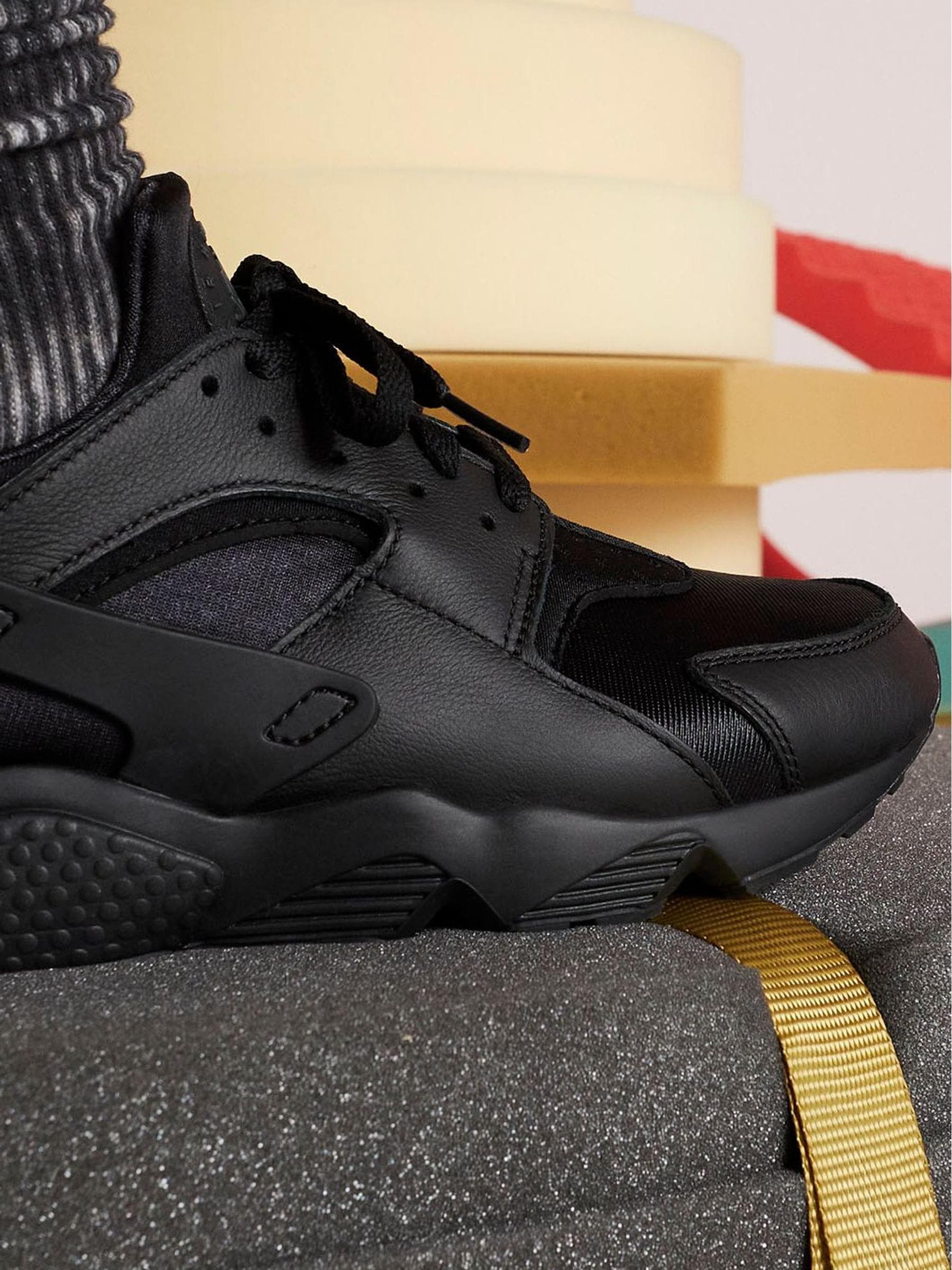 black huarache trainers